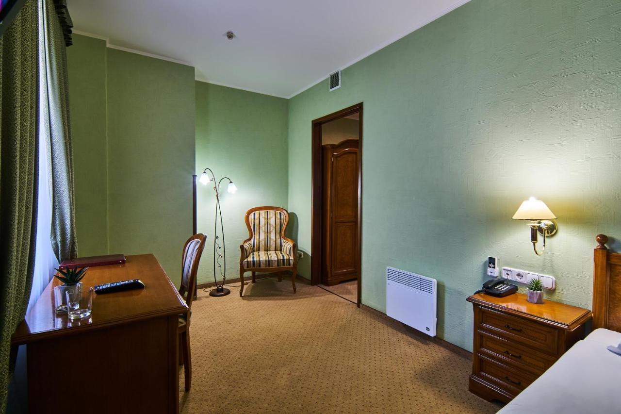Art Hotel Academy Dnipro Dış mekan fotoğraf