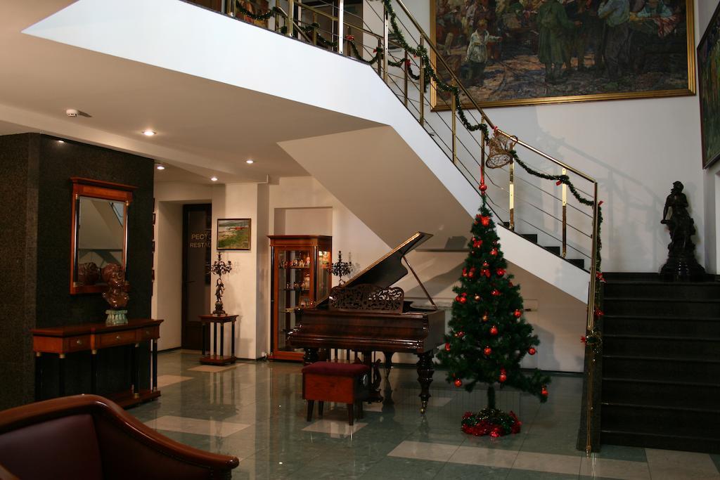 Art Hotel Academy Dnipro Dış mekan fotoğraf